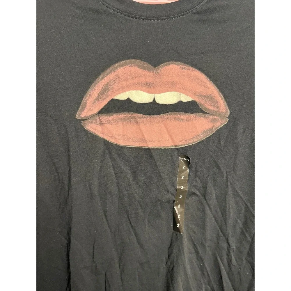 NWT‎ Torrid Lips Two-For Cotton Jersey Lace Sleeve Tee 2X